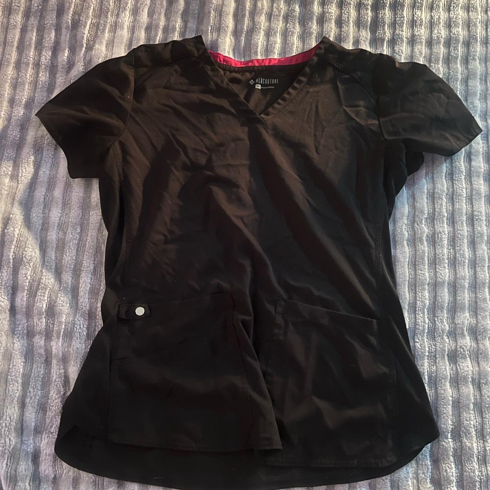 Med Couture Women's Black Short Sleeve Top
